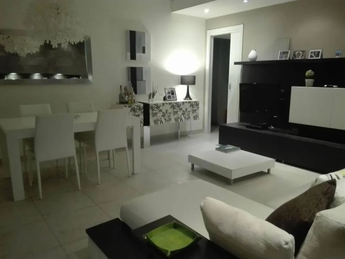 Appartamento Dorso - Clima - Wi-Fi - Vicino Al Mare Avola 0*,